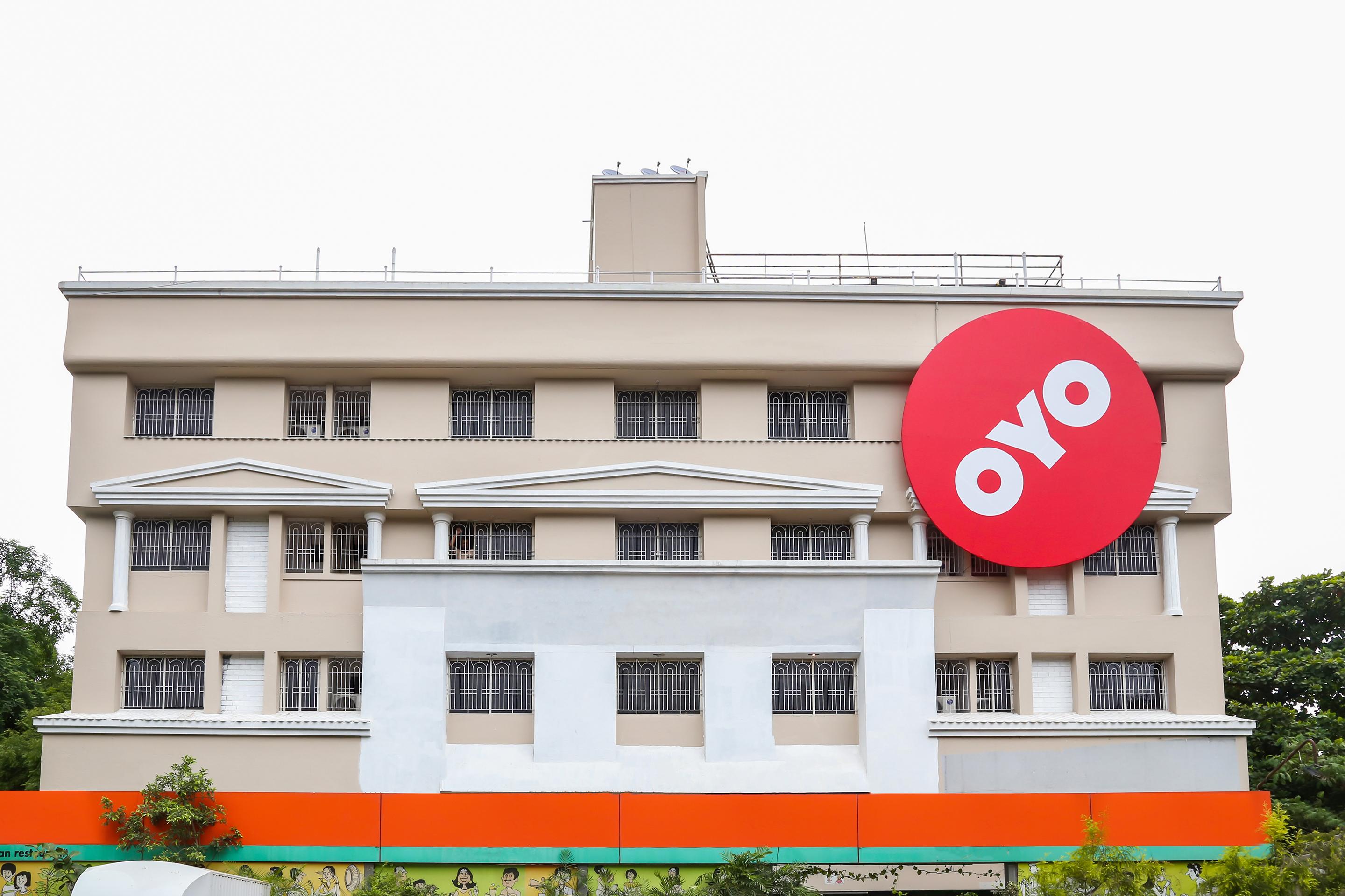 Oyo 10678南丹万酒店 浦那 外观 照片